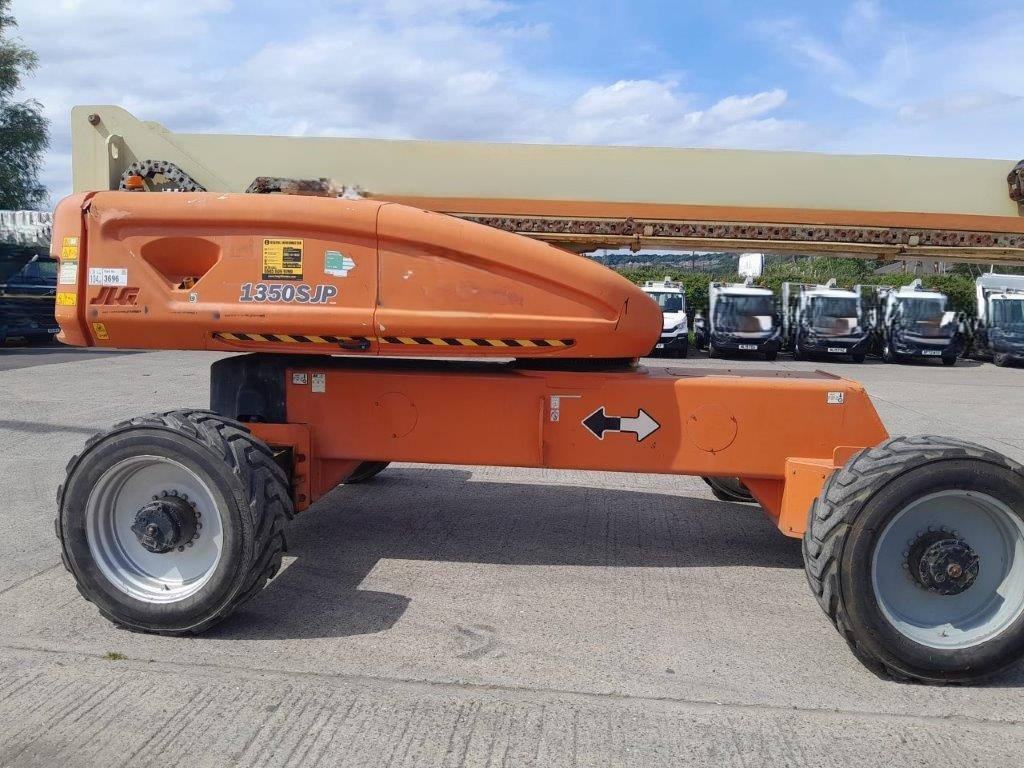 Sold - Articulated Boom Lift - View 2
